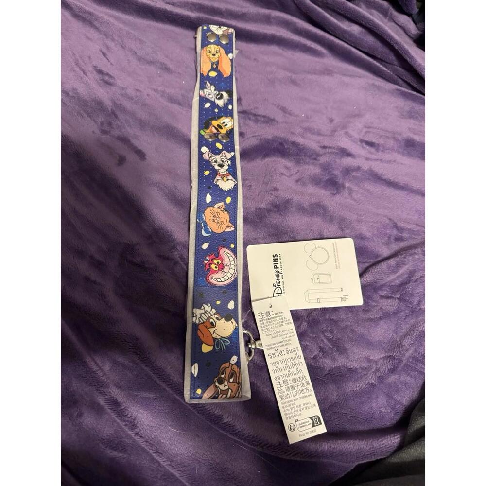 Disney Pets Cats & Dogs Blue Pluto Cheshire Lady Tramp Pin Trader Bag Strap